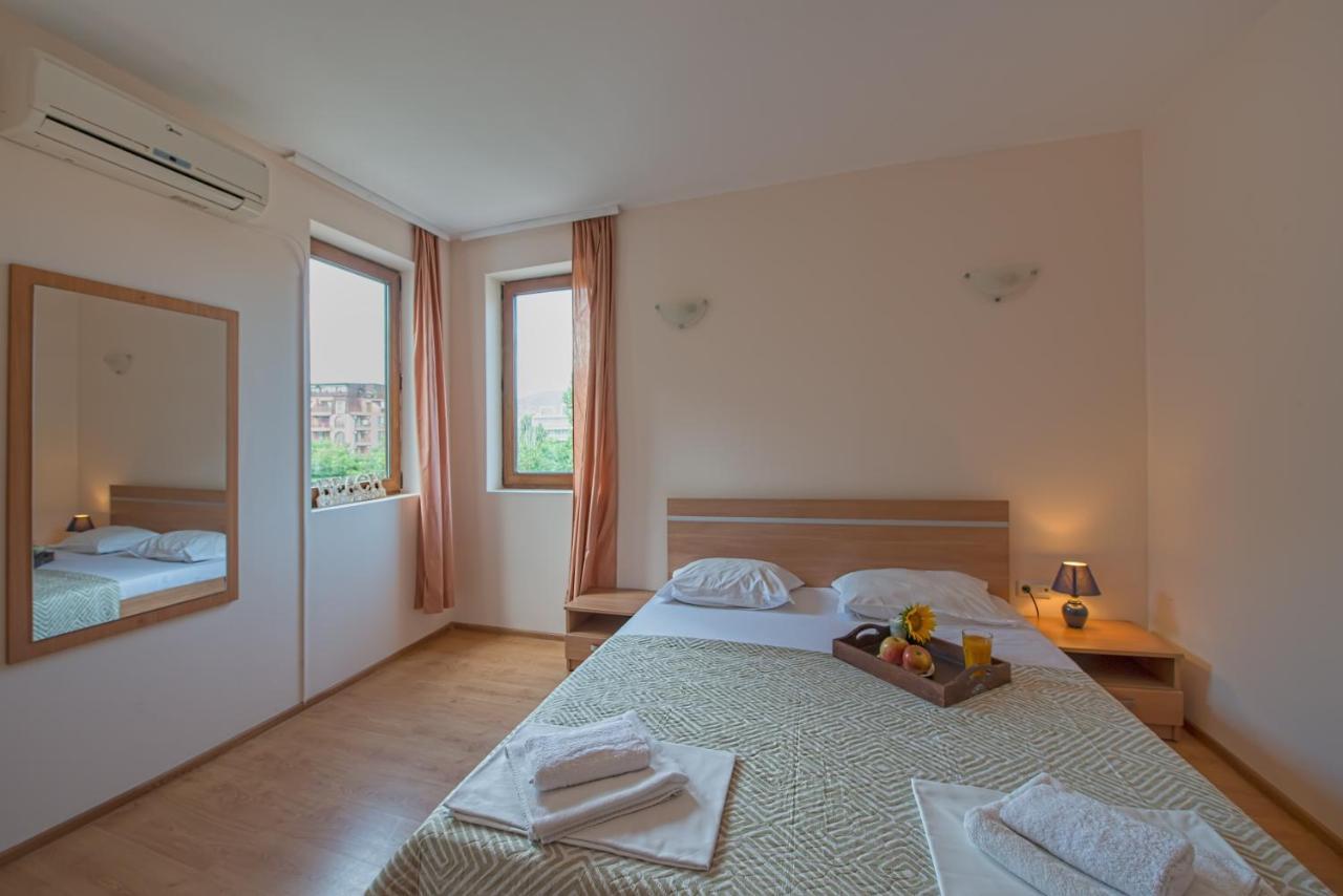 Chateau Del Mar Holiday Apartments Sunny Beach Exterior foto