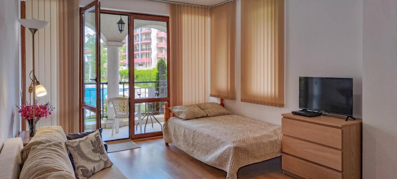 Chateau Del Mar Holiday Apartments Sunny Beach Exterior foto
